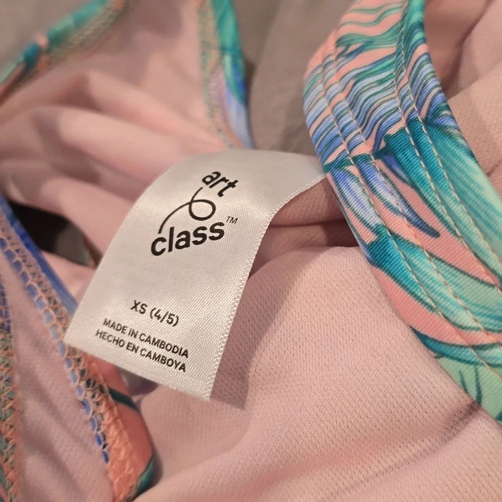 ❤️10/$40 Nwot art class one piece bathing suit